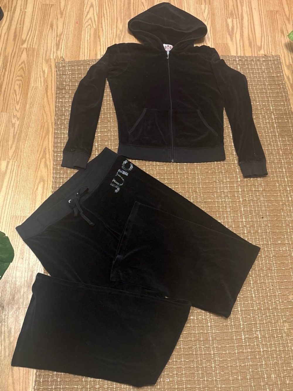 Vintage Juicy Couture Black Velour Zip Hoodie with Metallic Pull